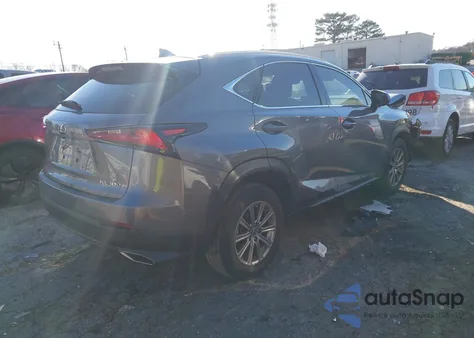 2021 Lexus Nx 300 z USA, uszkodzony, nr VIN JTJDARBZ9M2194808
